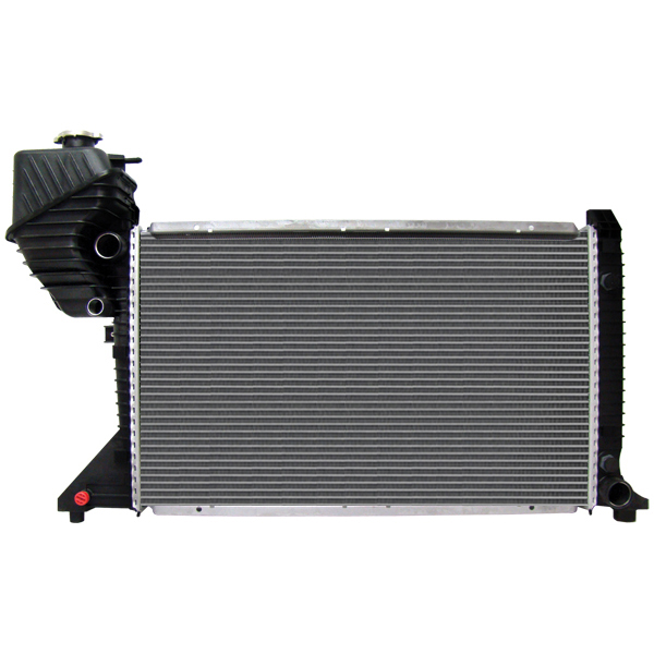 590003 - Mercedes / Freightliner / Dodge Sprinter Radiator