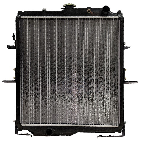 590008 - Mitsubishi FM Series Radiator 2004-2006 Radiator